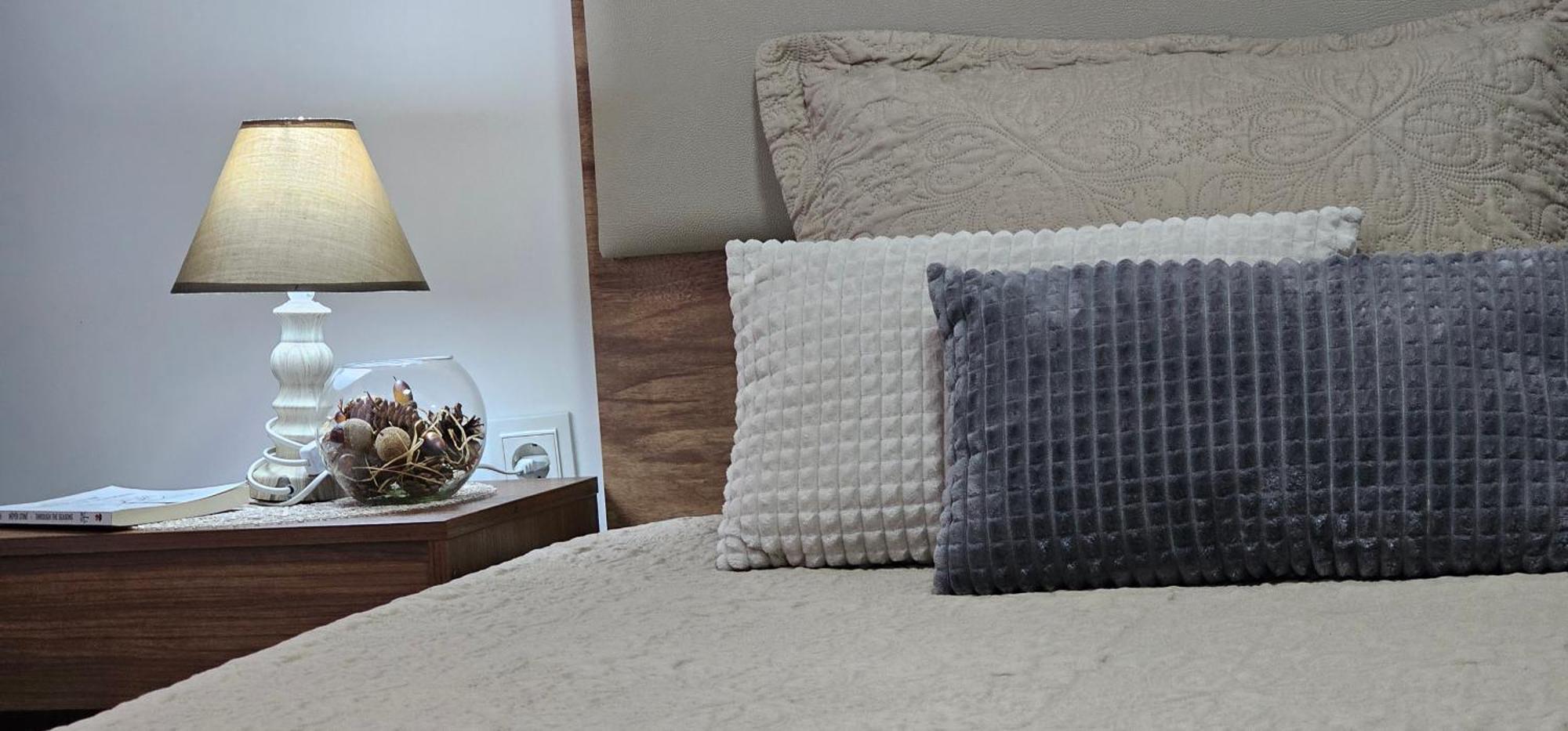 Superb 1 Bedroom In The Best Zone Of The City. Ferizaj Exteriör bild