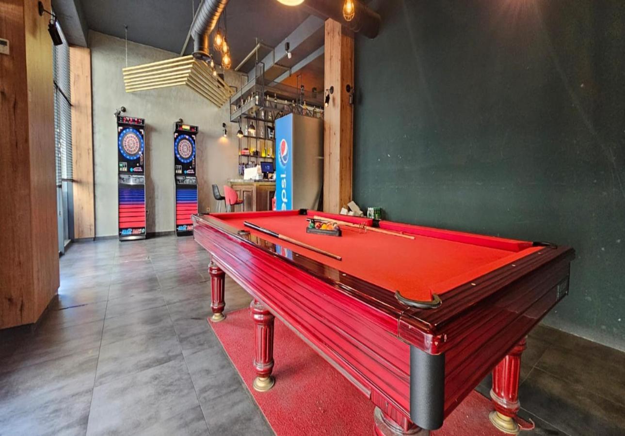 Superb 1 Bedroom In The Best Zone Of The City. Ferizaj Exteriör bild