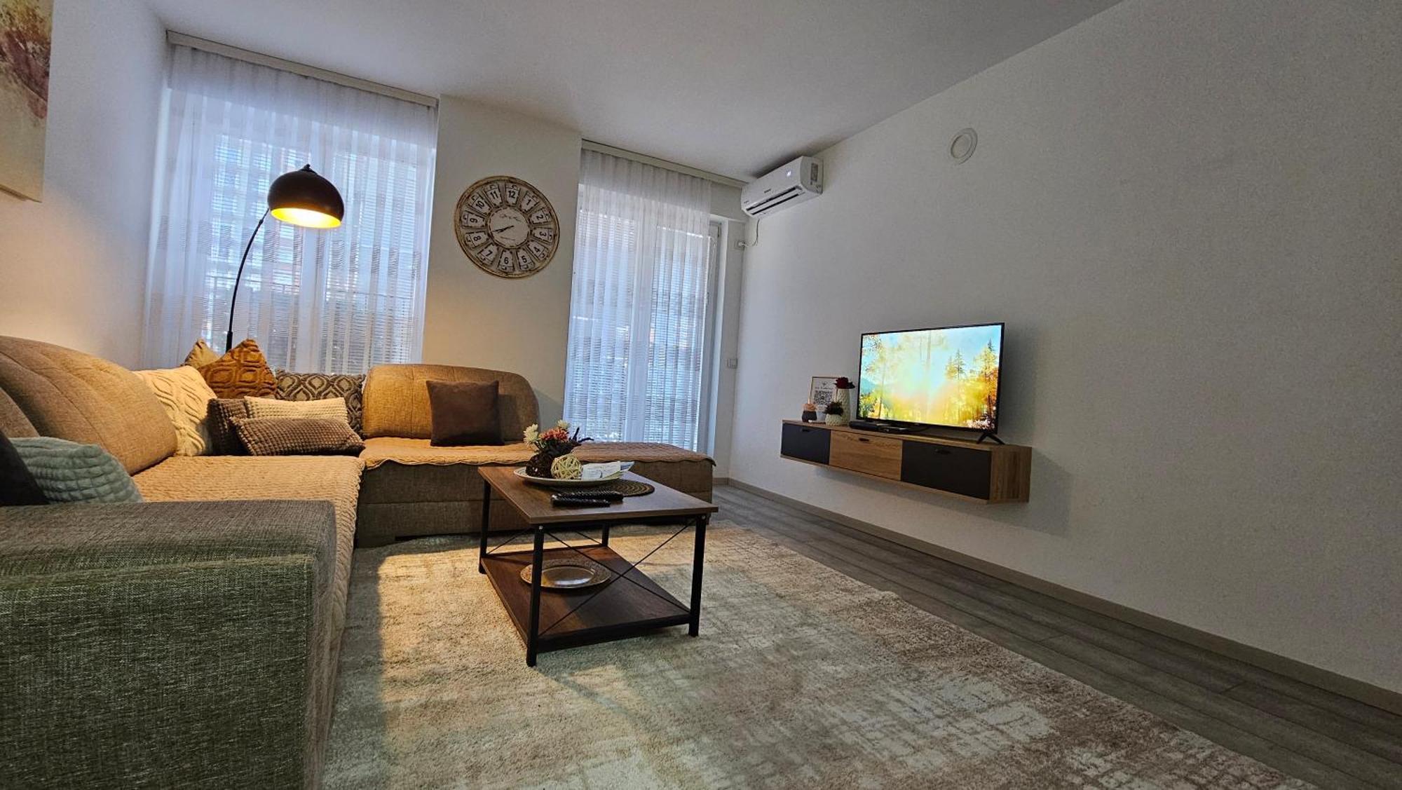 Superb 1 Bedroom In The Best Zone Of The City. Ferizaj Exteriör bild