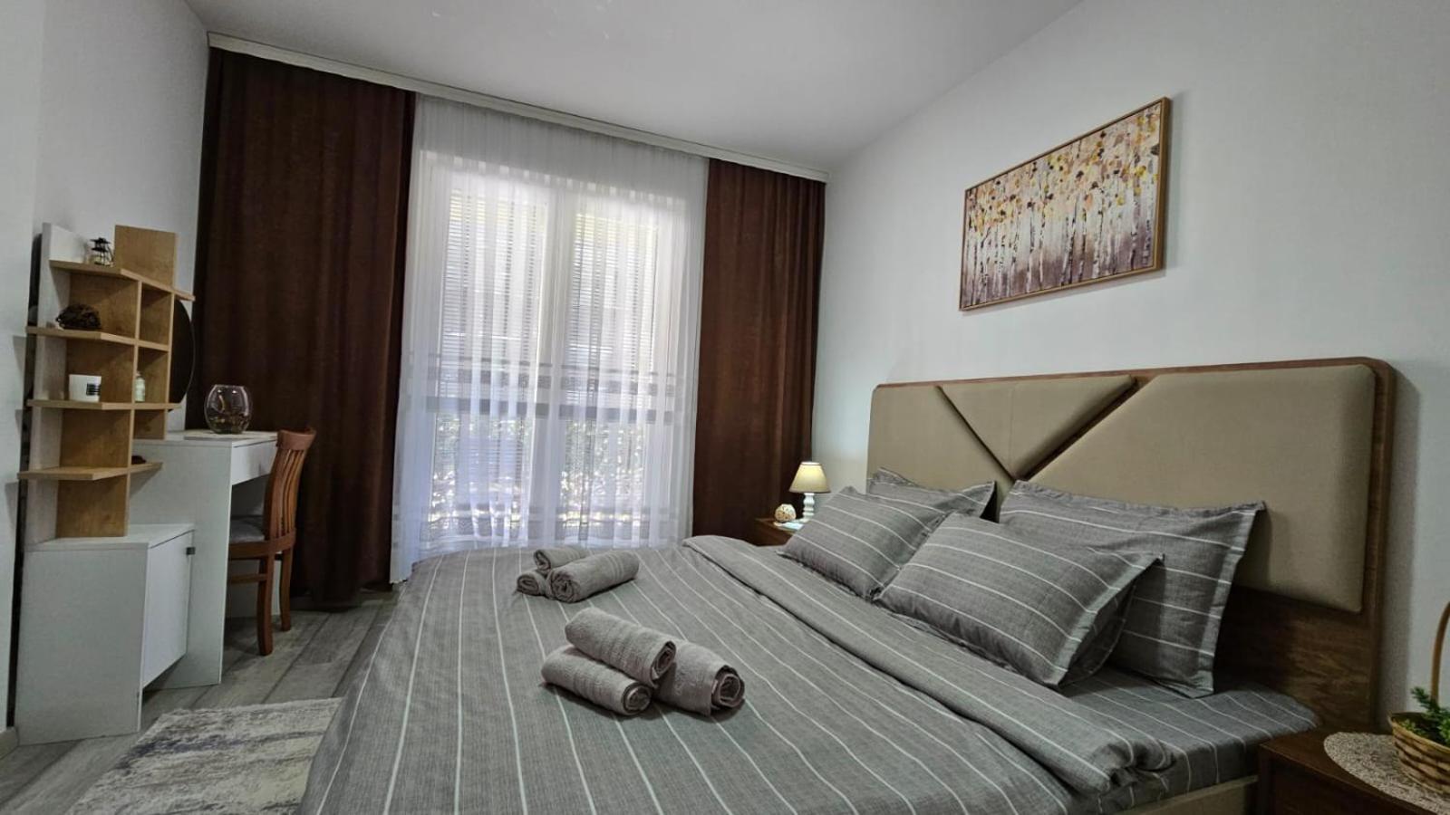 Superb 1 Bedroom In The Best Zone Of The City. Ferizaj Exteriör bild