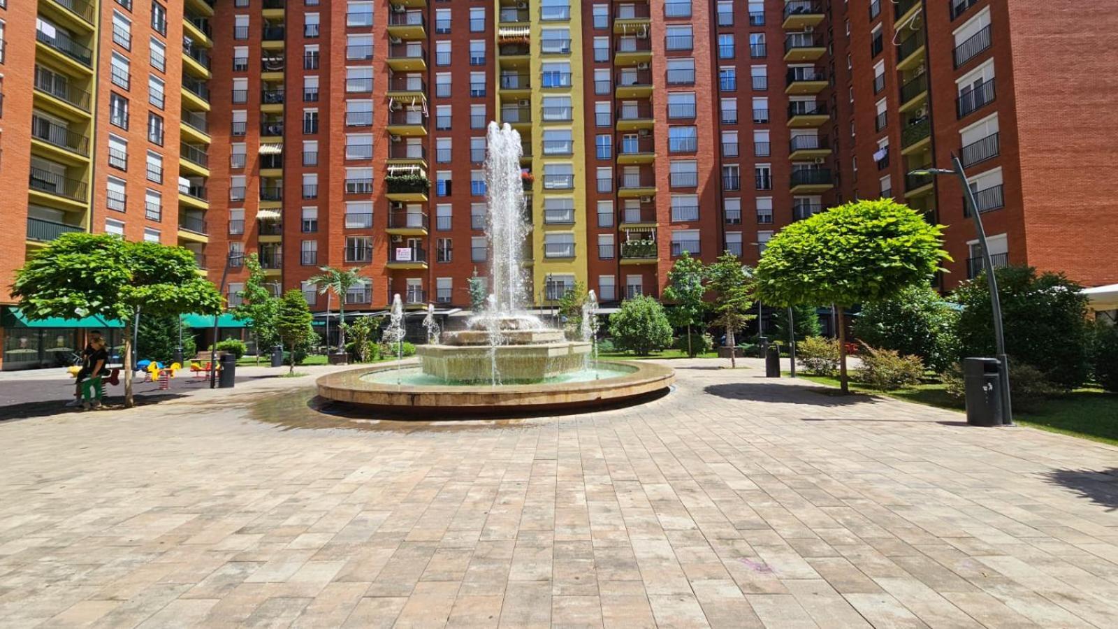 Superb 1 Bedroom In The Best Zone Of The City. Ferizaj Exteriör bild